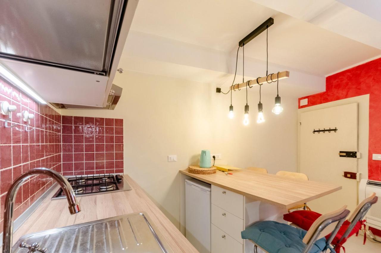 Joivy Cosy Flat In The Centre Apartment เจนัว ภายนอก รูปภาพ